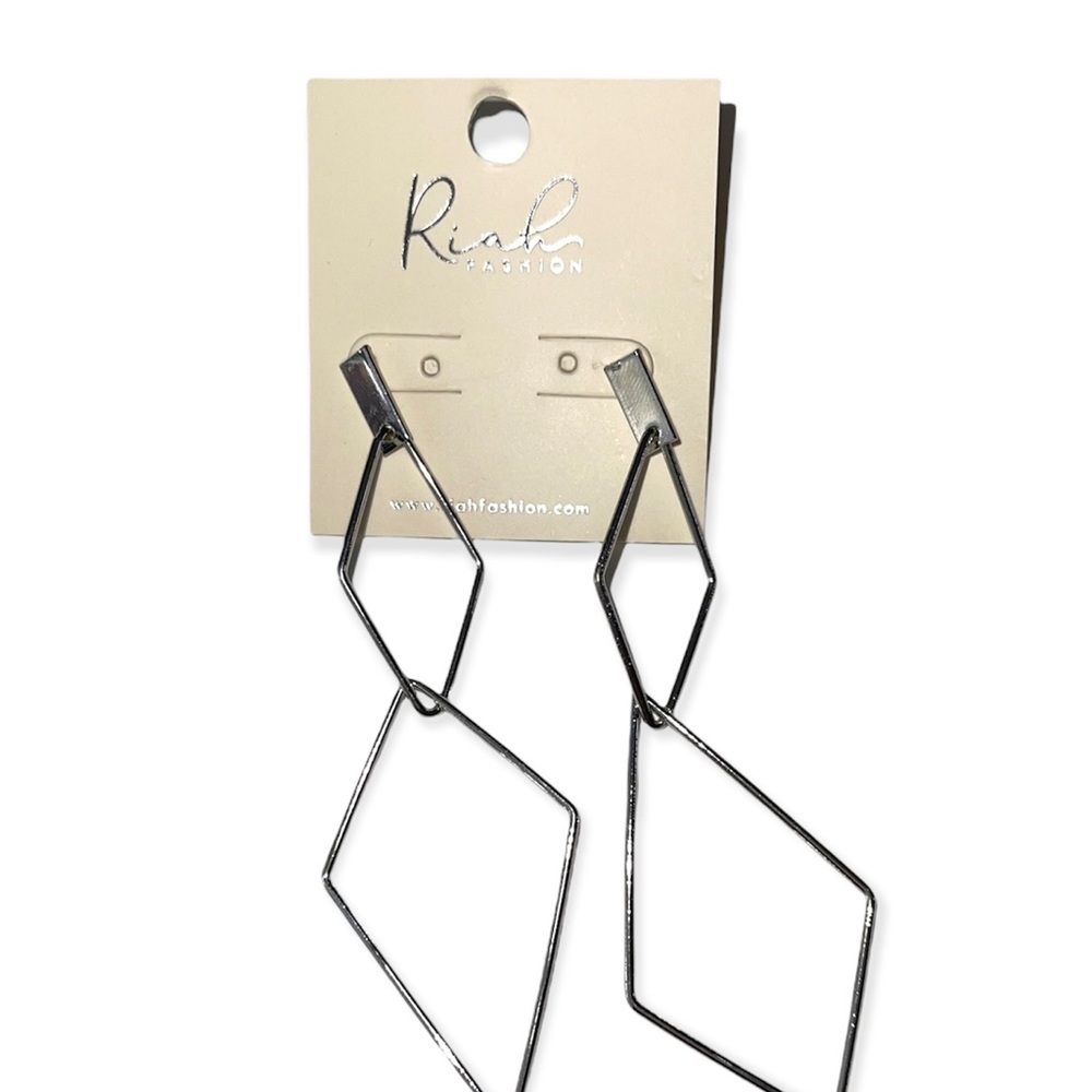 Riah Silver Diamond Shape & Rose Gold Diamond Shape Dangle Earrings 2 pairs - Picture 8 of 11